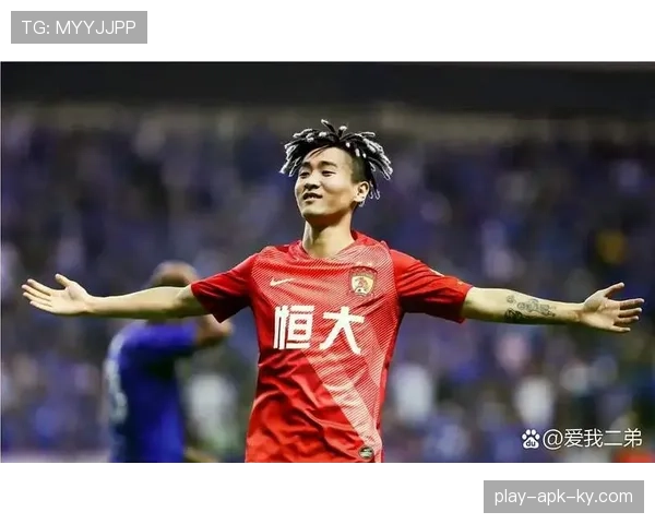 韦世豪私下喝的水比我的月租还贵 韦世豪私下喝的水比我的月租还贵